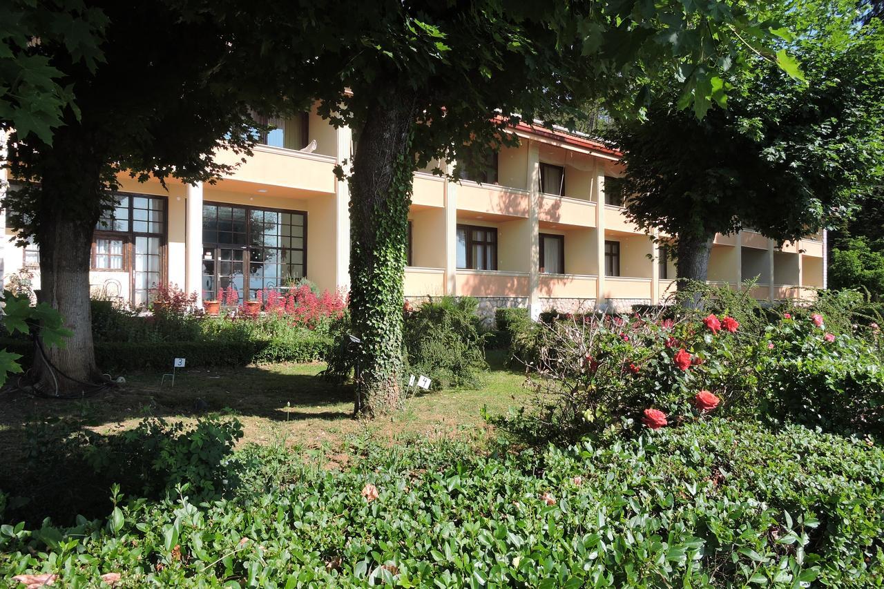 Lakeview Hotel And Resort Otesevo Luaran gambar